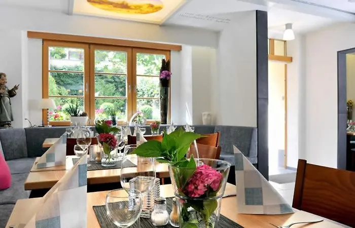 Hotel Restaurant Onkel-Otto Pommern